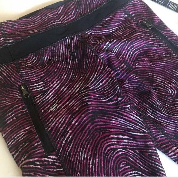 Seawheeze Inspire Crop Seawheeze-Who Done It Regal Plum Black/Black. Super Rare! - Picture 3 of 10